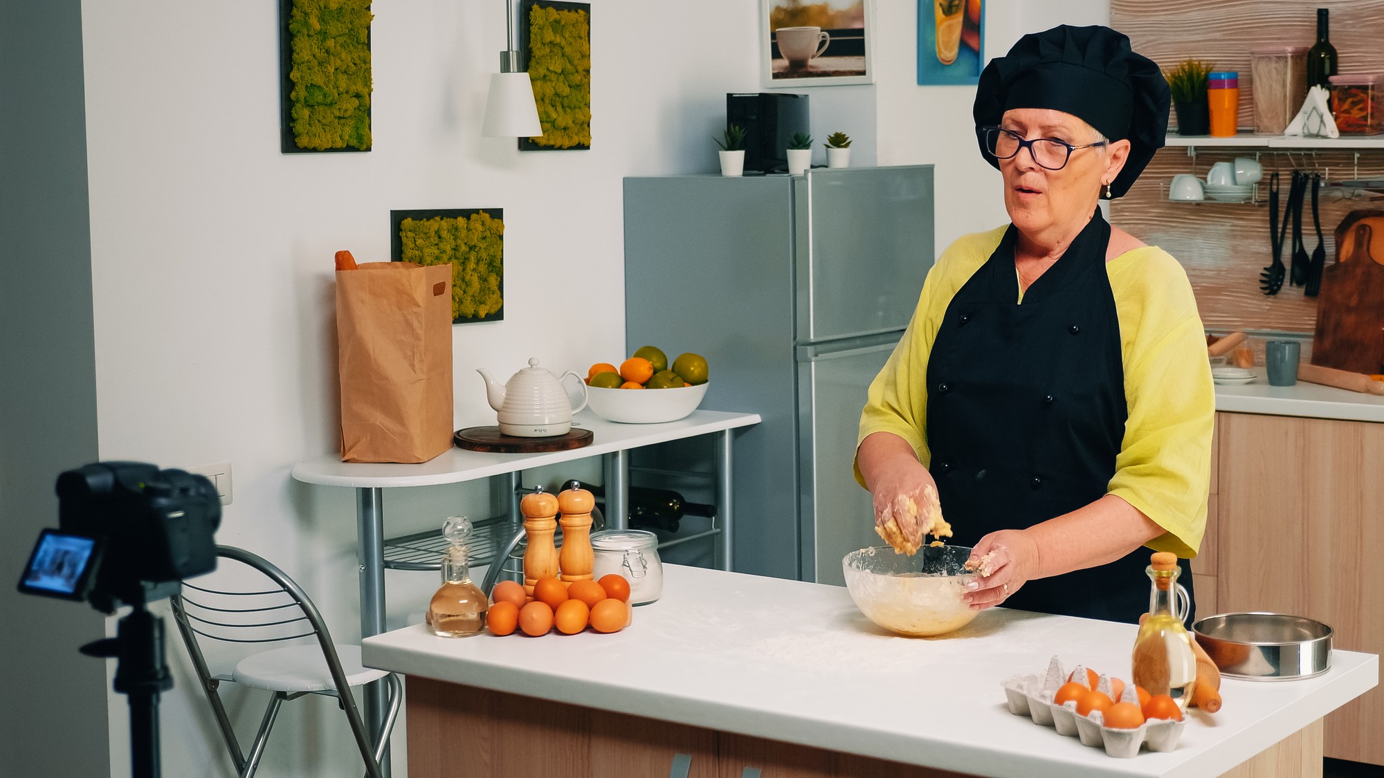Banco di cucina professionale durante una lezione